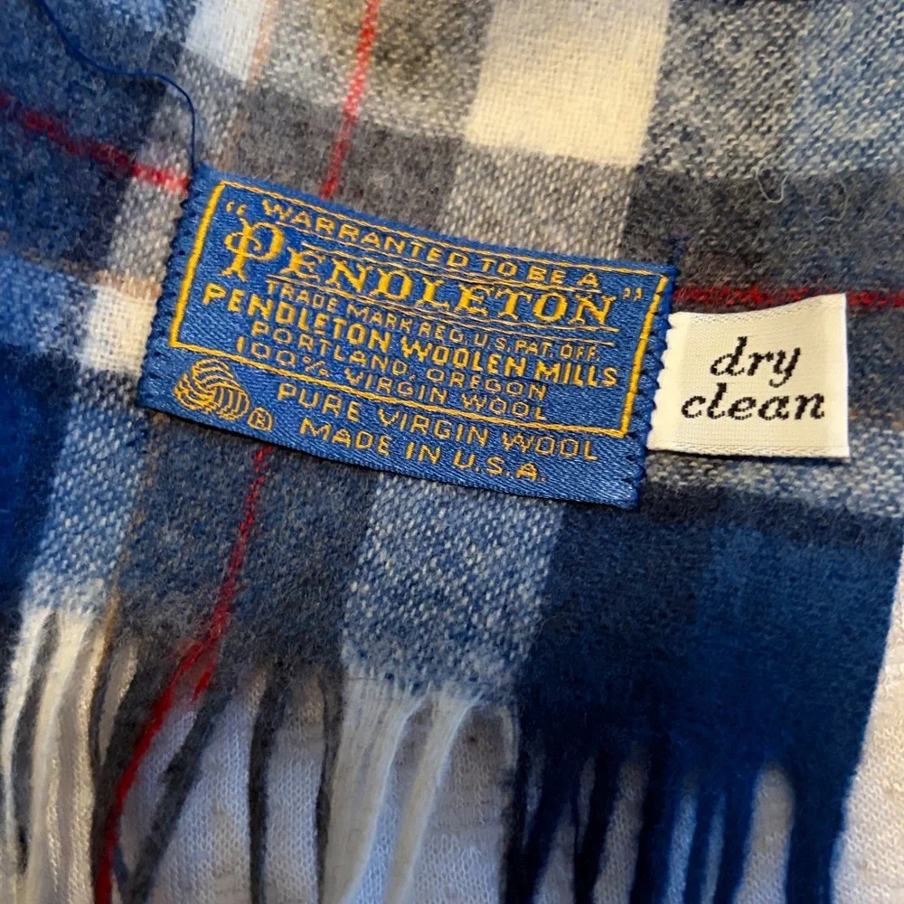 Vintage Pendleton Blue plaid scarf, 100% Virgin Wool, long blue winter scarf,